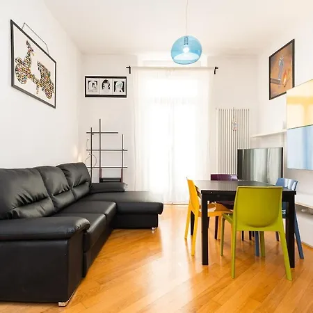Centro Di Bologna, Casa Con Balcone E Design Bologna